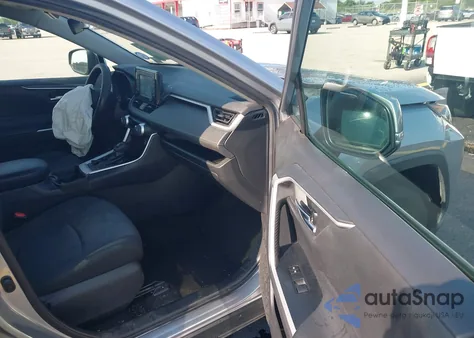 2021 Toyota Rav4 Xle/Xle Premium z USA, uszkodzony, nr VIN 2T3W1RFV5MC097147